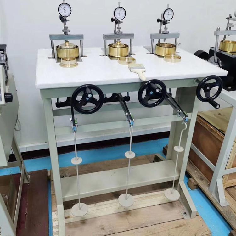 高壓三聯固結試驗裝置 揭示土壤力學特性的關鍵工具